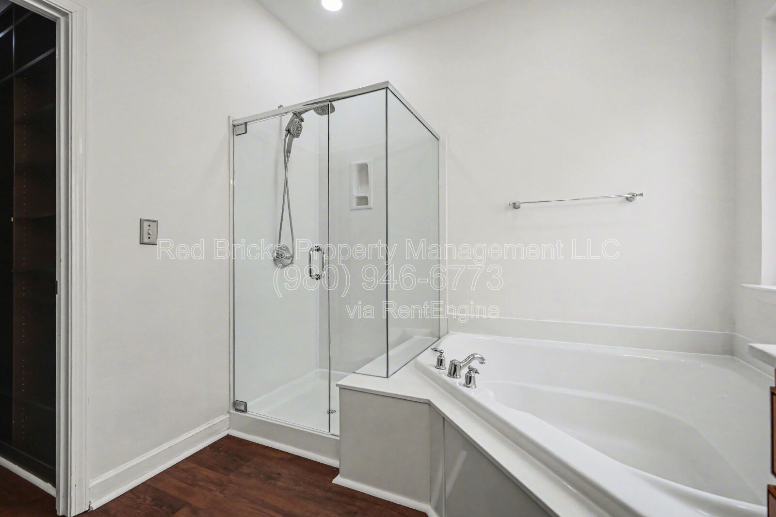 Spacious 5BR Highland Creek Home with Backyard Deck & Resort-Style Amenities – Available Now! property image