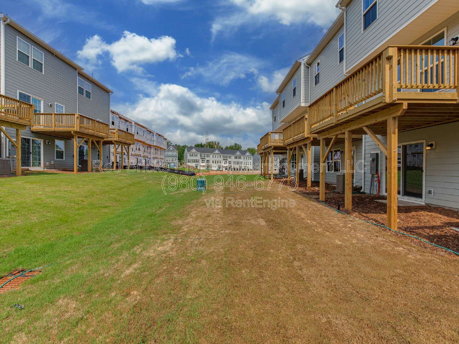 Spacious Townhome Just Minutes from Uptown! property image