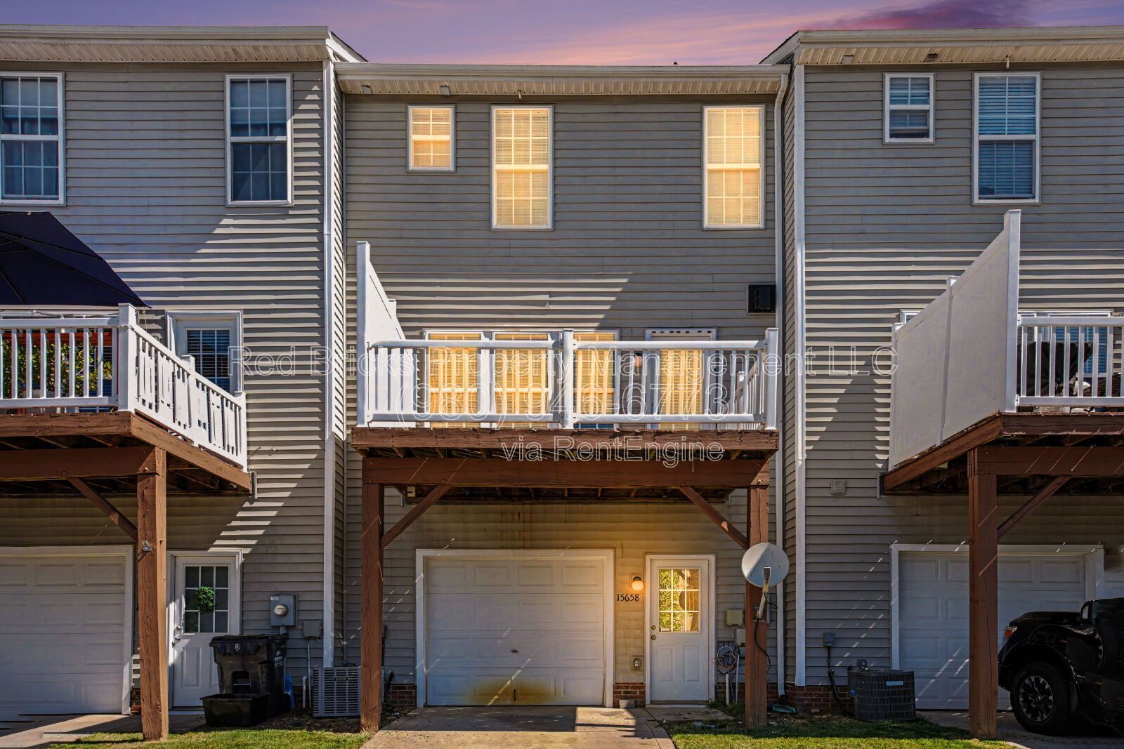 Stylish 3-Story Kingsley Townhome – Modern Upgrades & Move-In Ready! property image