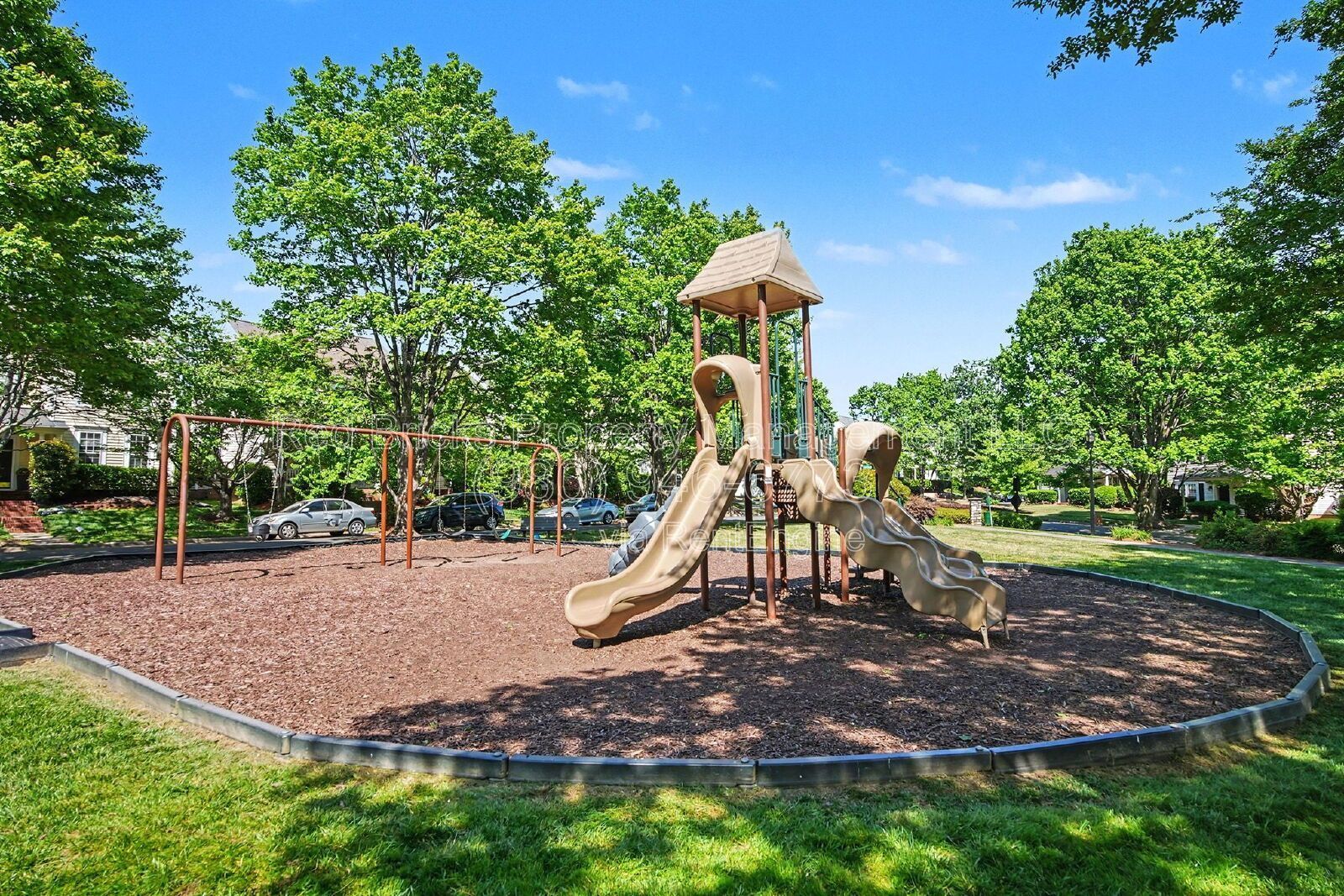 Stylish 3-Story Kingsley Townhome – Modern Upgrades & Move-In Ready! property image