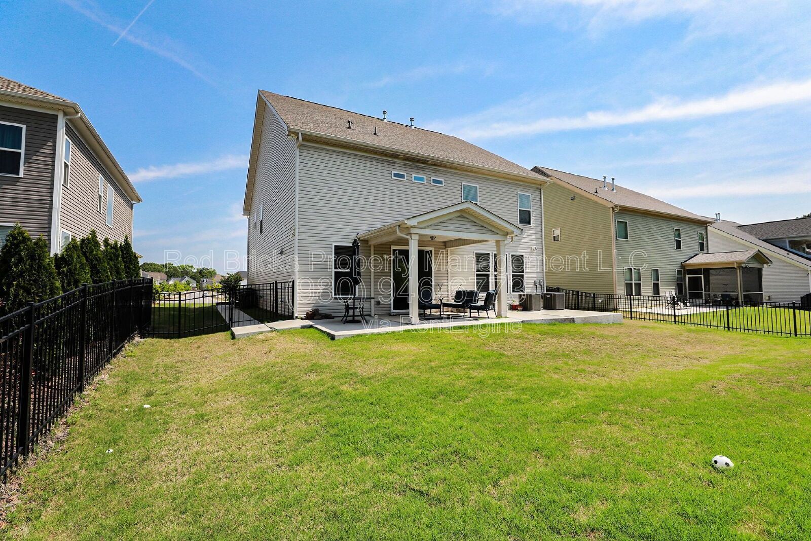 Like-New 4BR Home in Hunton Forest – 3,000 Sq Ft with Modern Upgrades & Backyard Retreat! property image