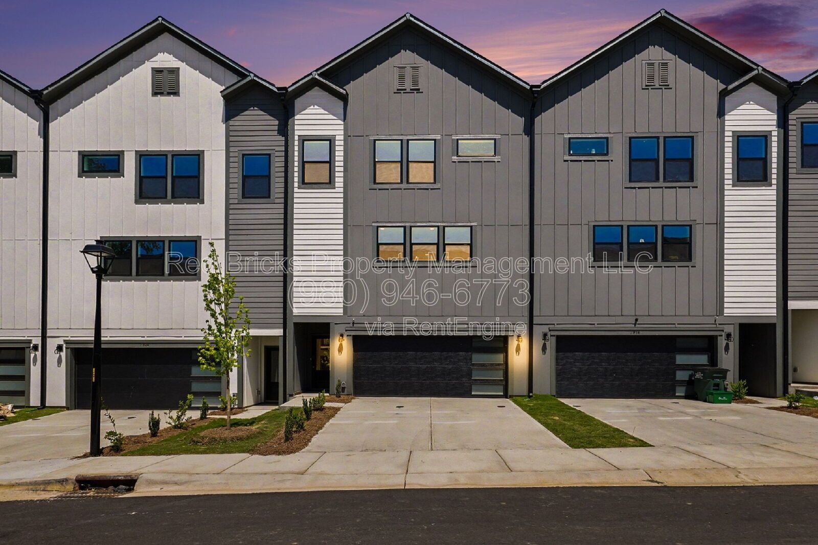Like-New 4BR Townhome with Garage, Deck & Modern Finishes – Prime Location! property image