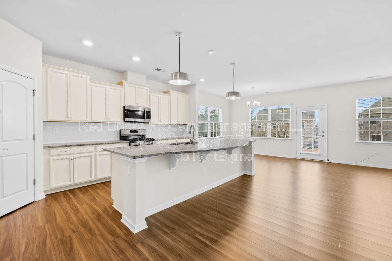 Spacious 4BR Cortona Home with Loft & Screened Porch – Available July 16! property image