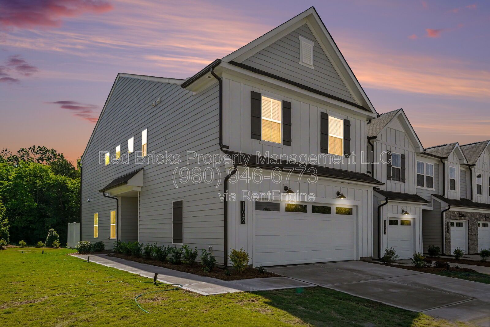 Modern End-Unit Townhome in Mallard Park – Move-In Ready! property image