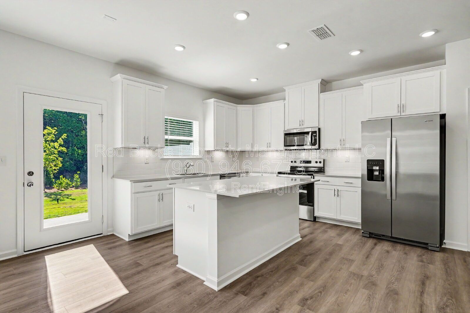Modern End-Unit Townhome in Mallard Park – Move-In Ready! property image
