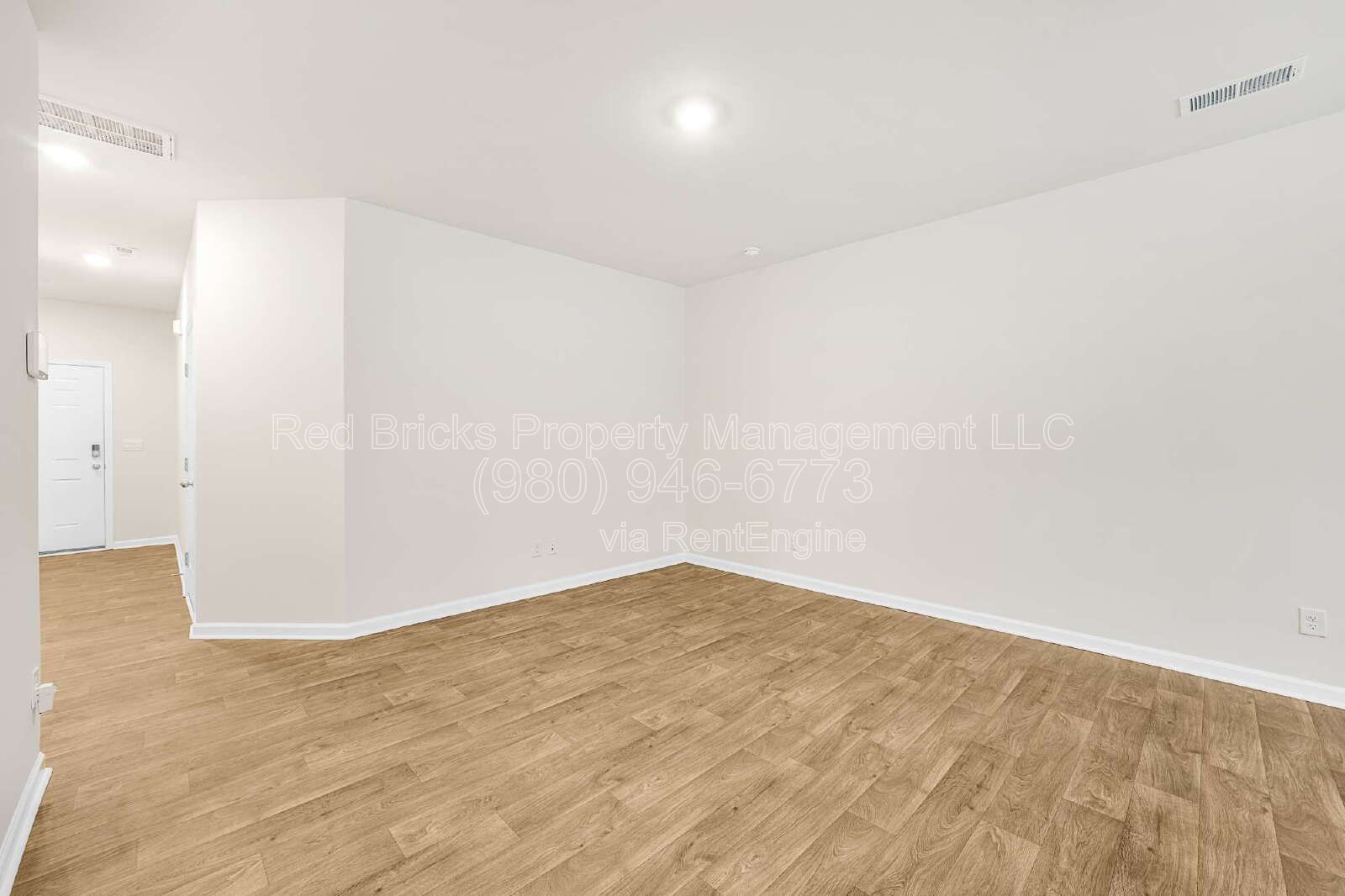 Like-New Trinity Village Townhome – Available June 16! property image