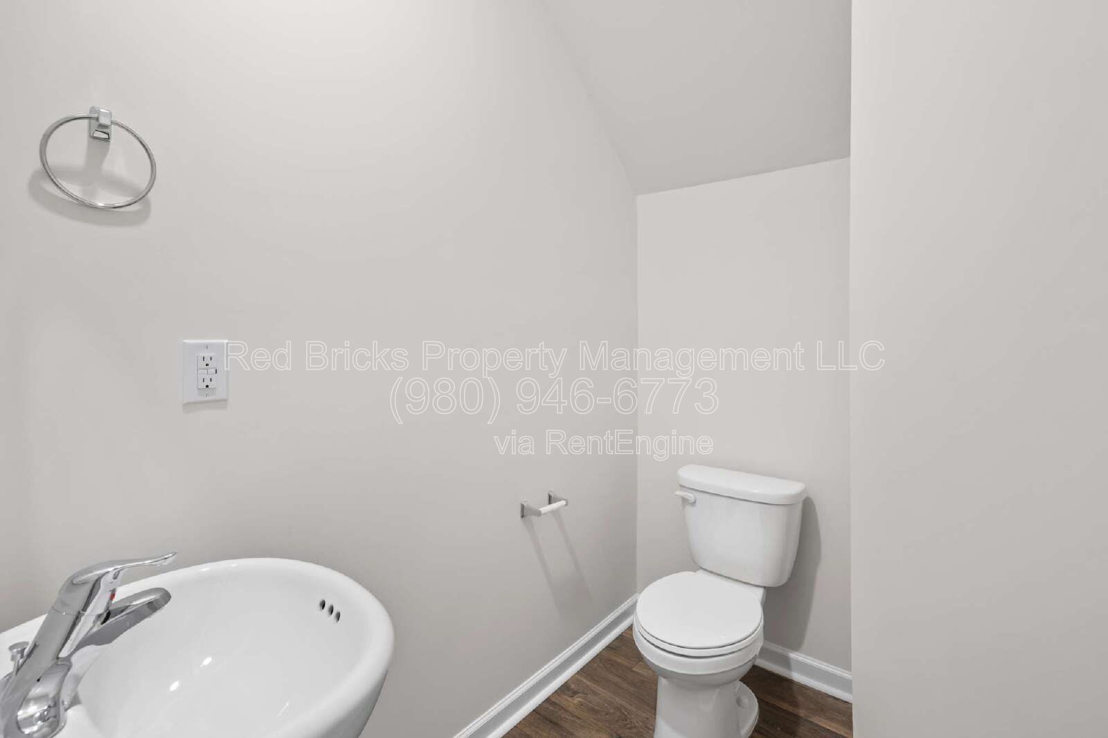Like-New Trinity Village Townhome – Available June 16! property image